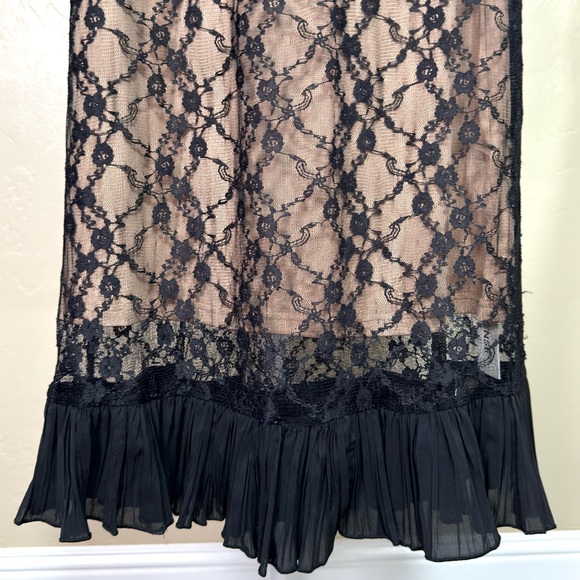 SOLD - Picture 7 of 11